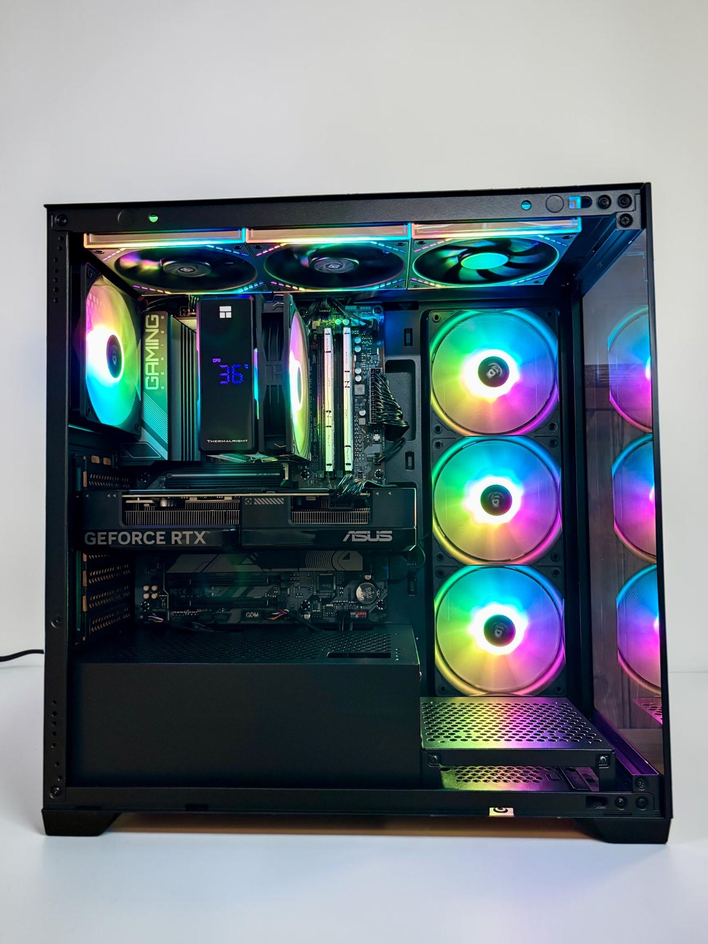 Ordinateur gaming, RTX 4070, AMD Ryzen 7 7800X3D, 32GB DDR5, 1TB NVMe