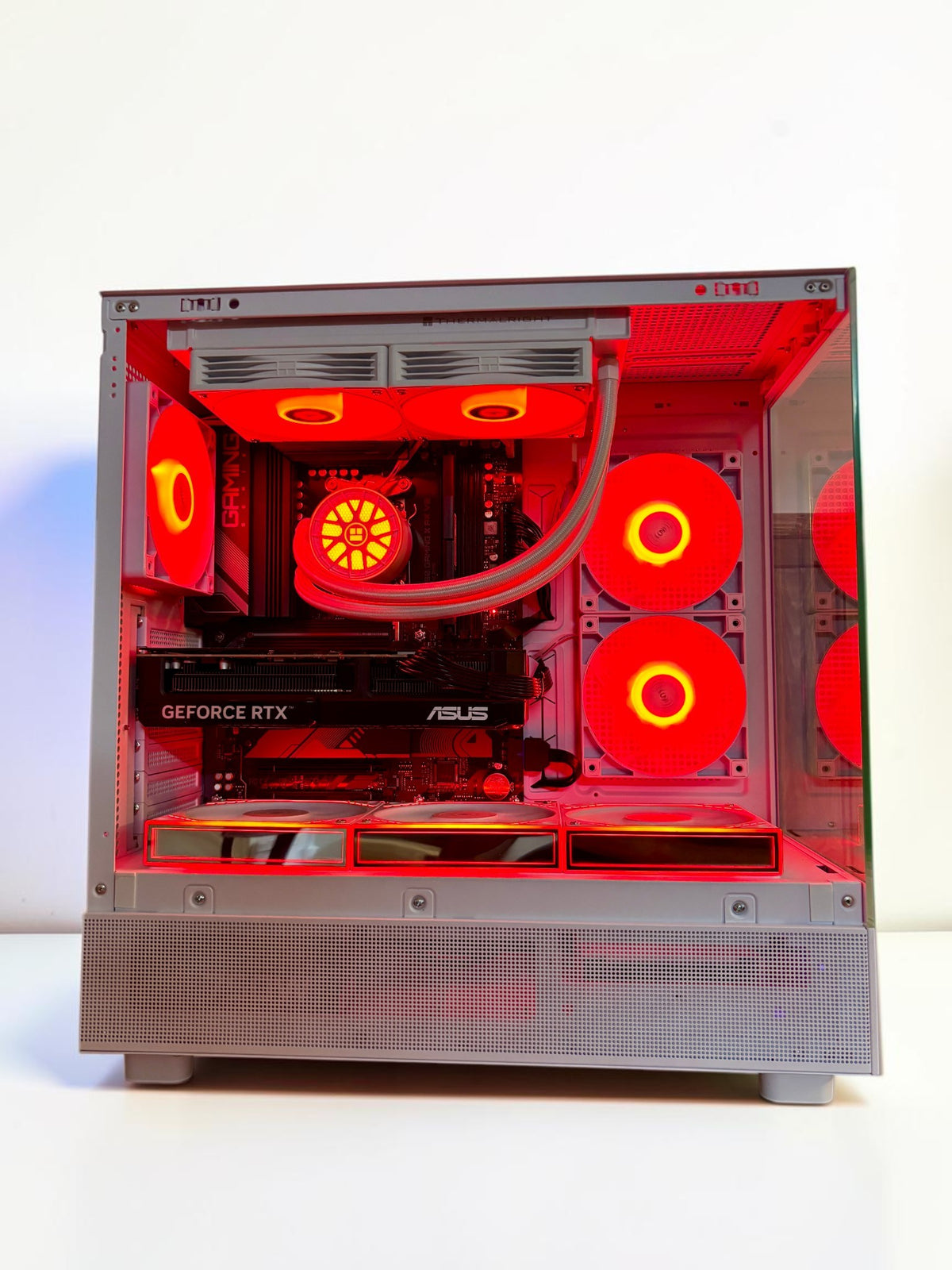 Ordinateur gaming, RTX 5070, AMD Ryzen 7700X, 32GB RAM DDR5, 1TB NVMe