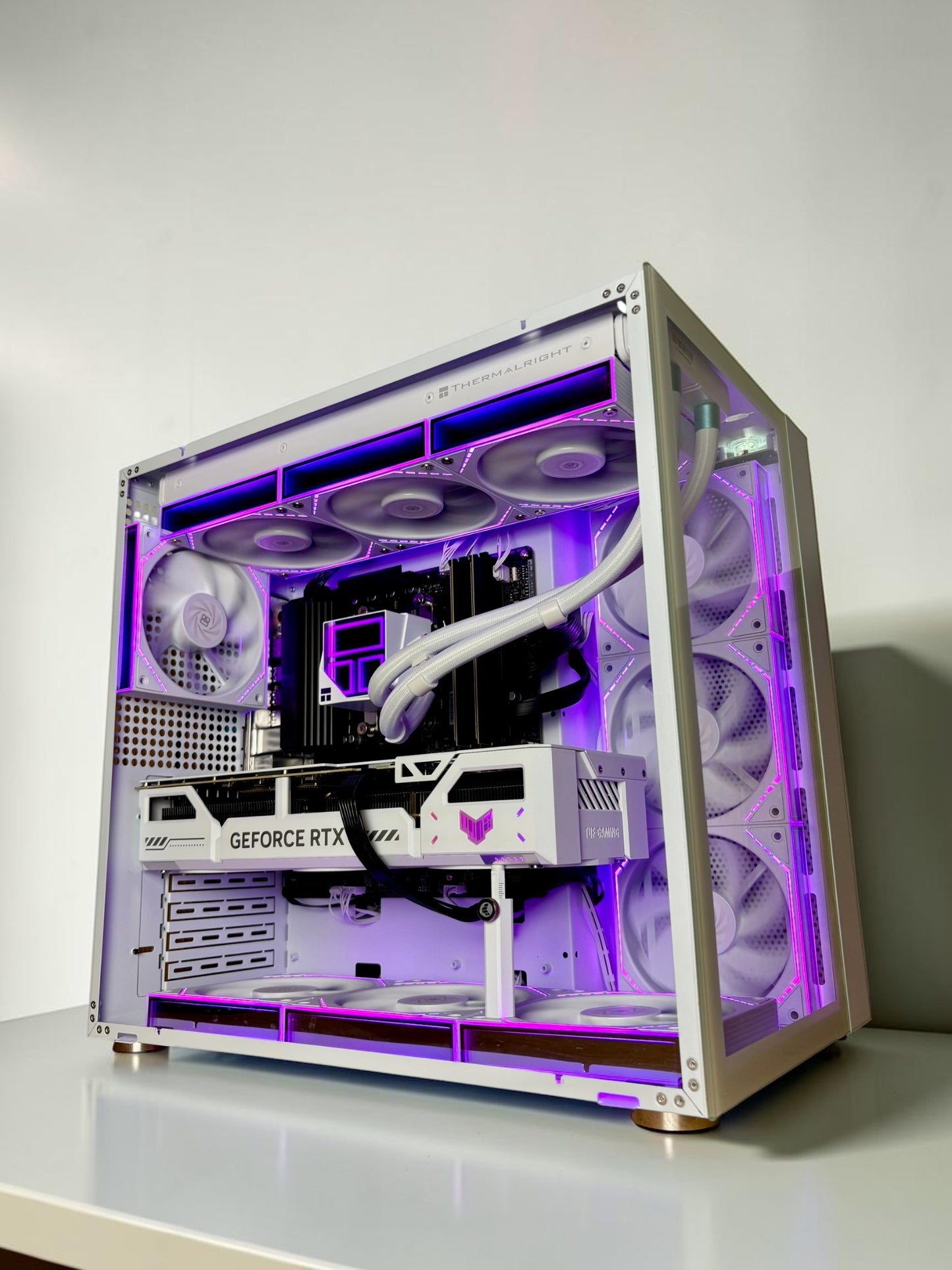 Ordinateur gaming, RTX 5070TI, Ryzen 7 7800X3D, 32GB DDR5, 1TB NVMe