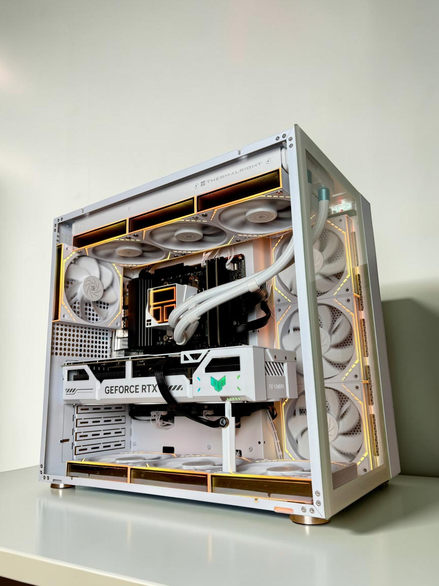 Ordinateur gaming, RTX 5070TI, Ryzen 7 7800X3D, 32GB DDR5, 1TB NVMe