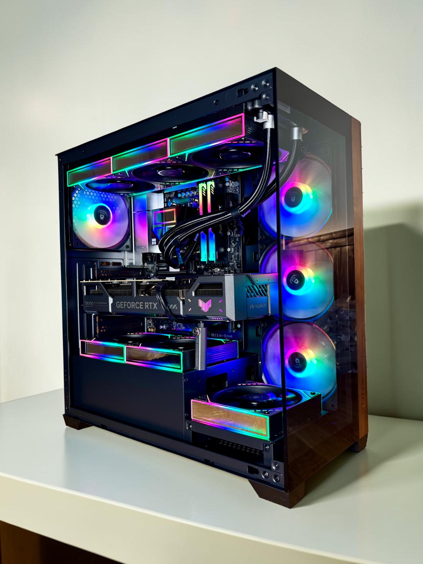 Ordinateur gaming, RTX 5070TI, Ryzen 9 9950X, 32GB DDR5, 1TB NVMe