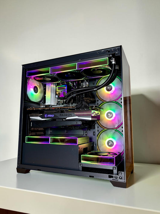 Ordinateur RX 7900 XTX 24GB, Ryzen 7 7800X3D, 32GB DDR5, 1TB NVMe