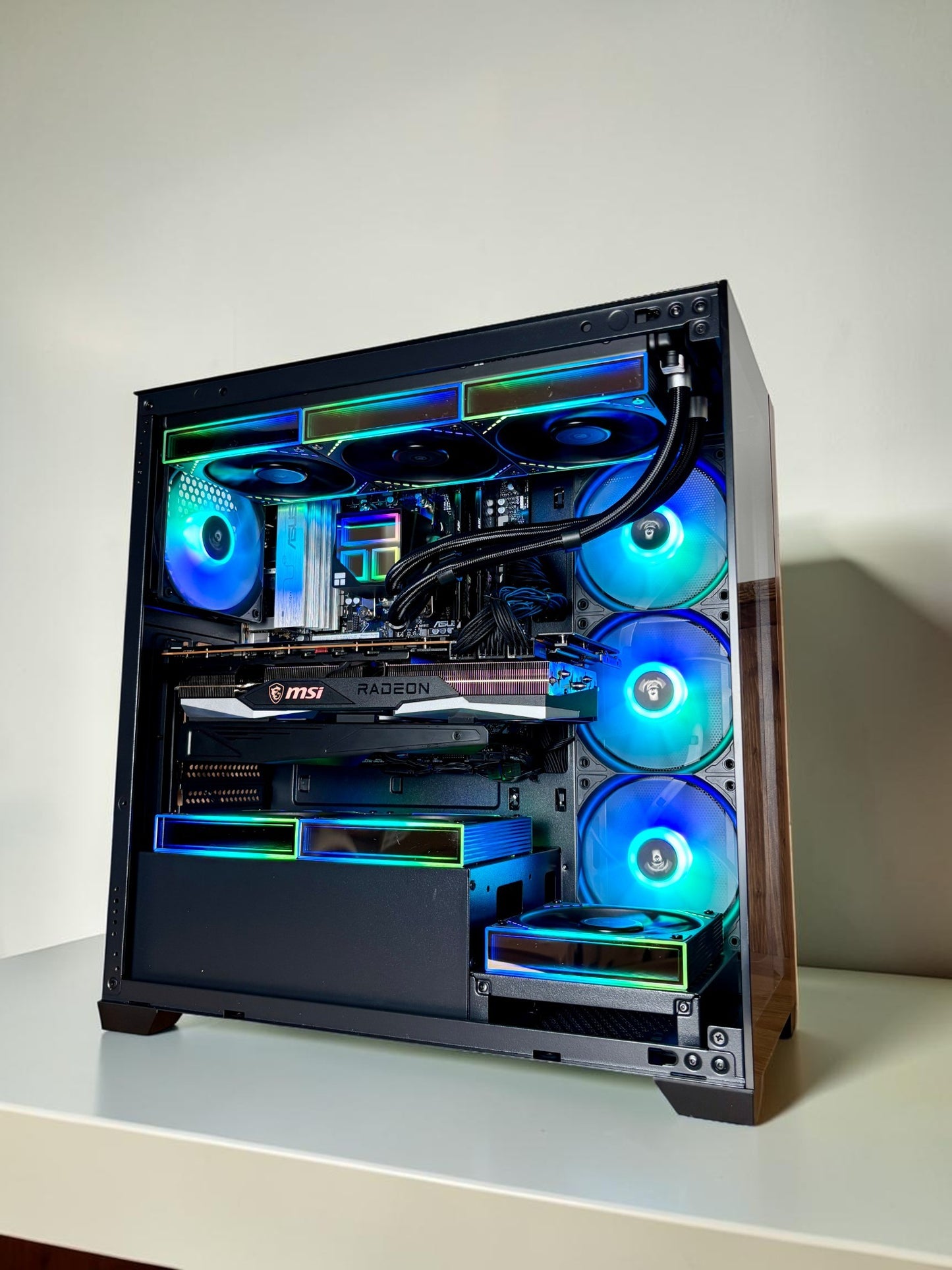 Ordinateur RX 7900 XTX 24GB, Ryzen 7 7800X3D, 32GB DDR5, 1TB NVMe