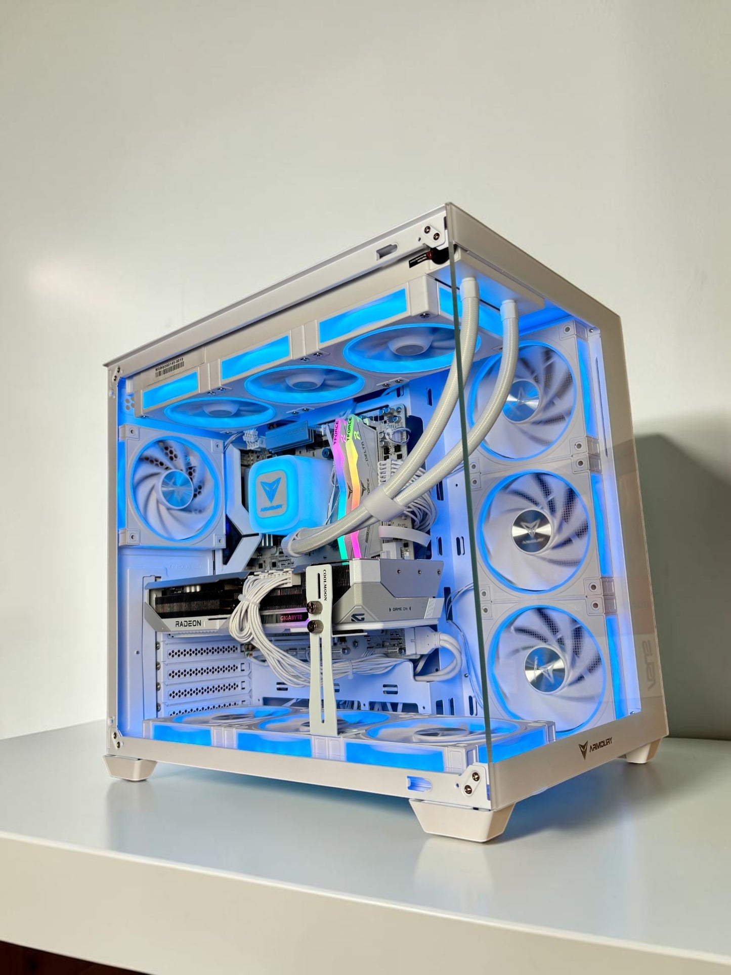 Ordinateur White, RX 9070XT, Ryzen 7 7800X3D, 32GB DDR5, 1TB NVMe