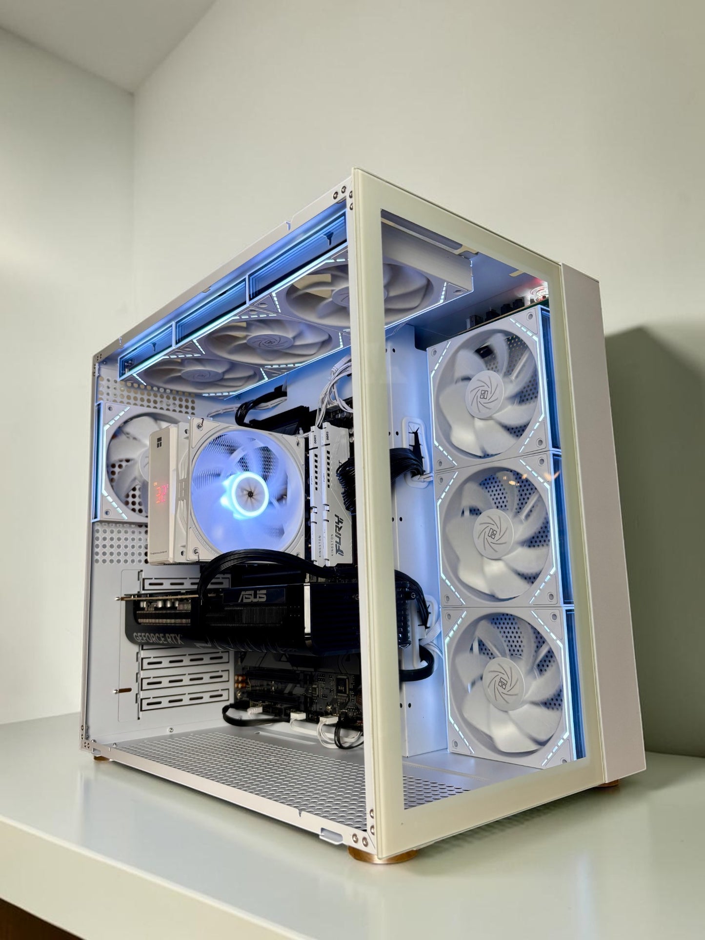 Ordinateur gaming, RTX 5070, Ryzen 7, 32GB DDR5, 1TB NVMe