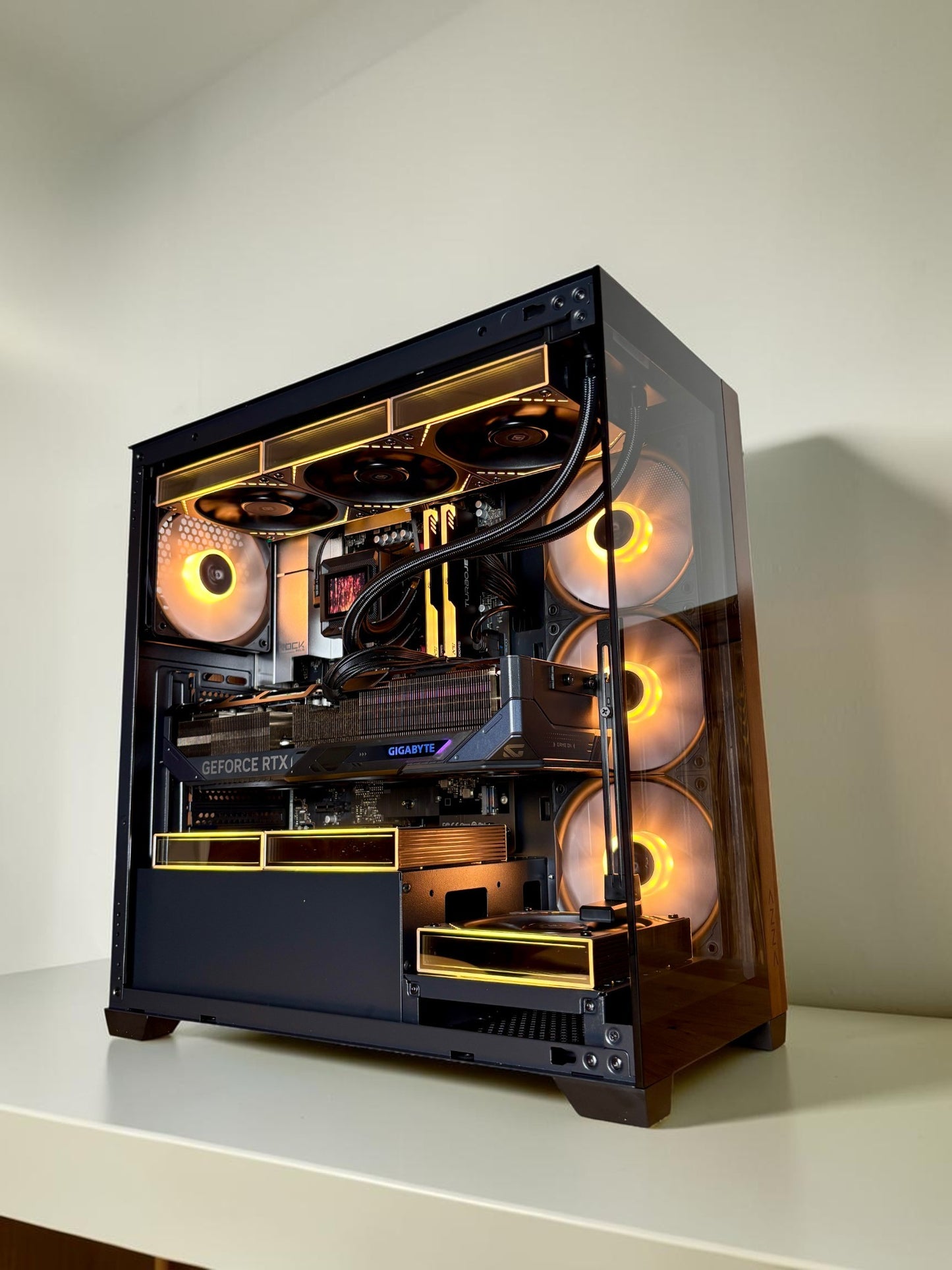 Ordinateur gaming, RTX 5080, Ryzen 7 9800X3D, 32GB DDR5, 1TB NVMe