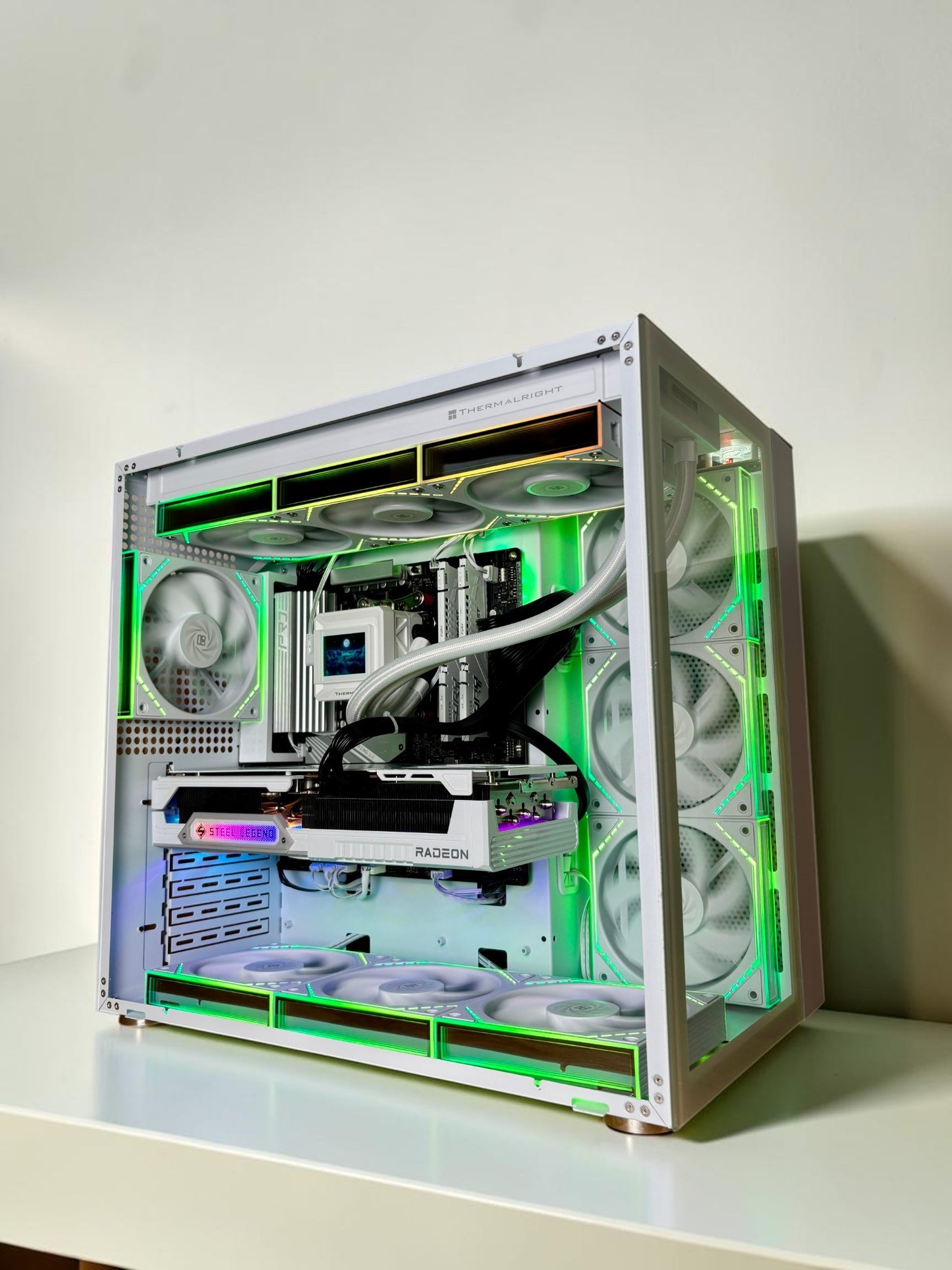 Ordinateur gaming, RX 9070XT, Ryzen 7 9800X3D, 48GB DDR5, 1TB NVMe