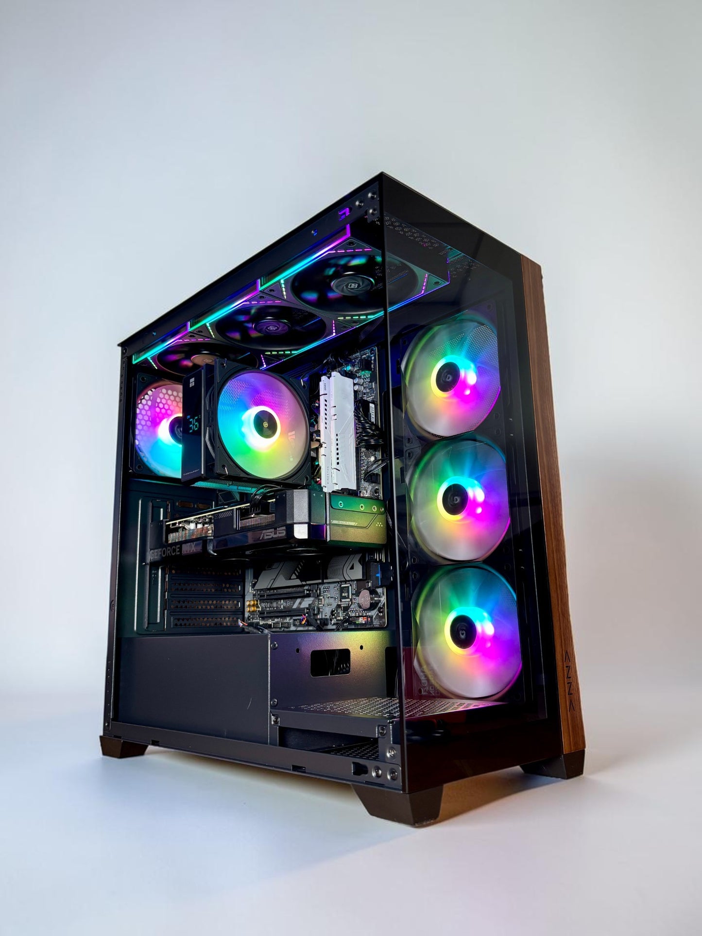 Ordinateur gaming, RTX 4070, AMD Ryzen 7 7800X3D, 32GB DDR5, 1TB NVMe