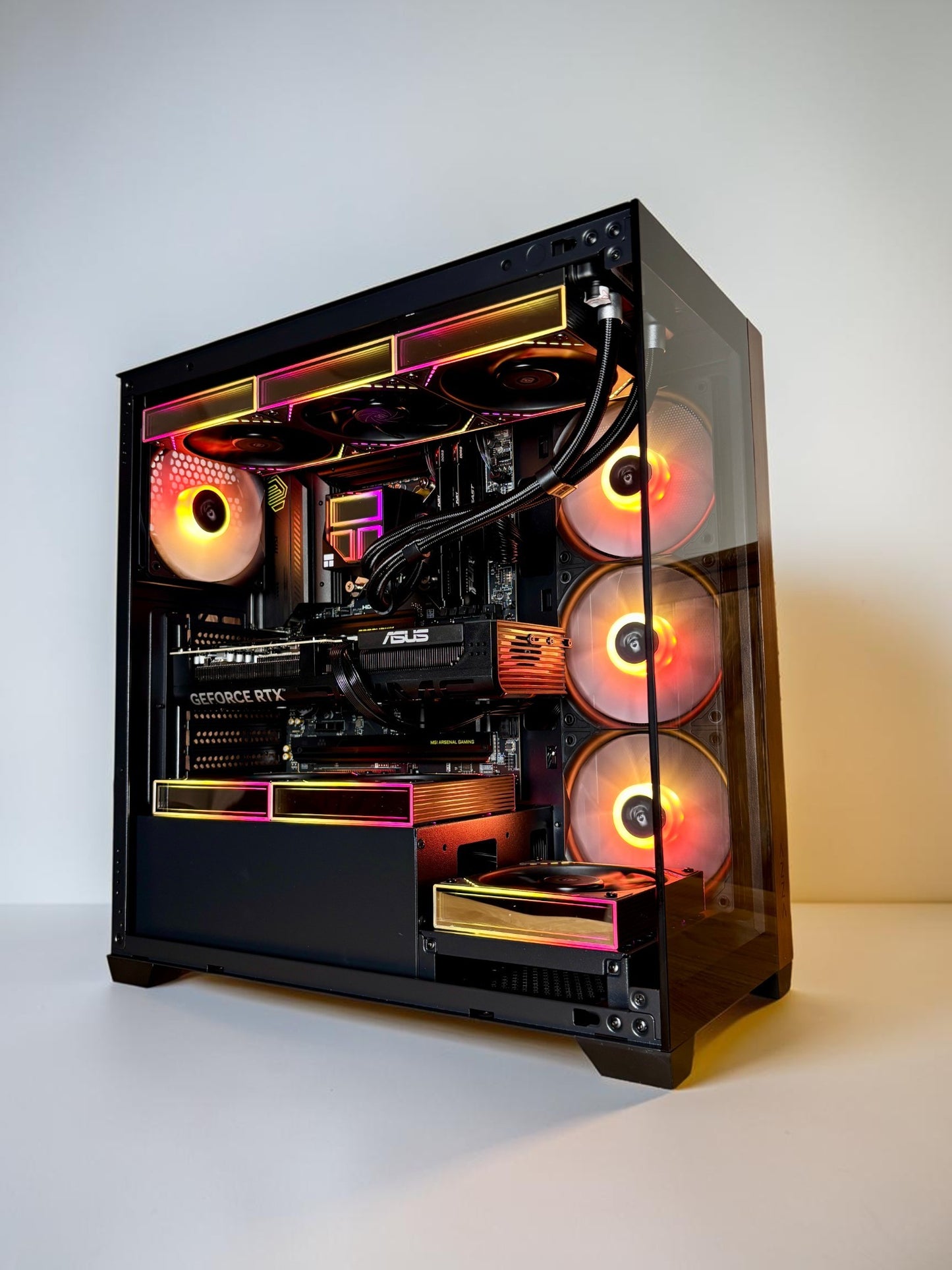 Ordinateur gaming, RTX 5070, Intel Ultra 7, 32GB DDR5, 1TB NVMe