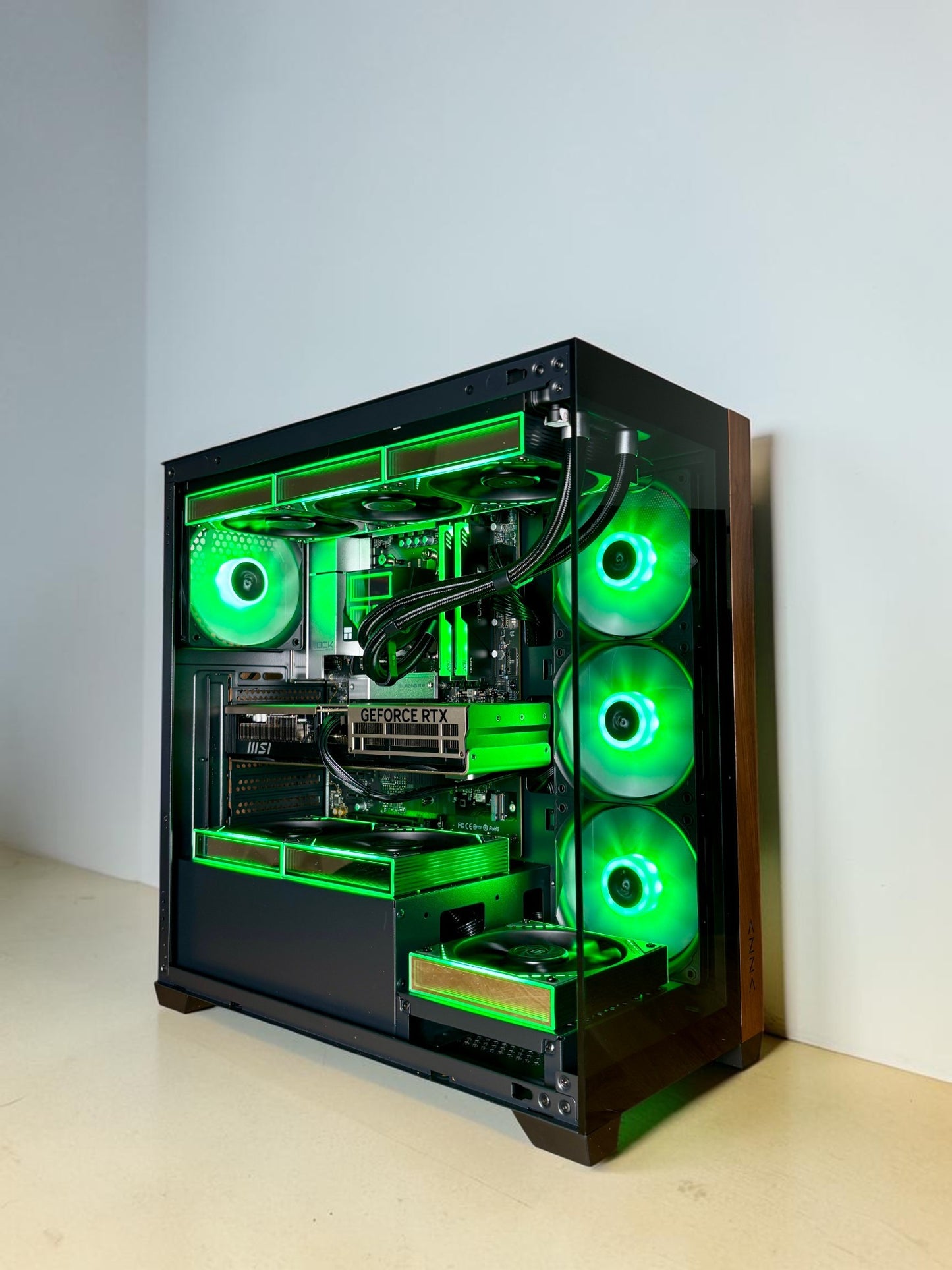 Ordinateur gaming, RTX 5070TI, Ryzen 7 9800X3D, 32GB DDR5, 1TB NVMe