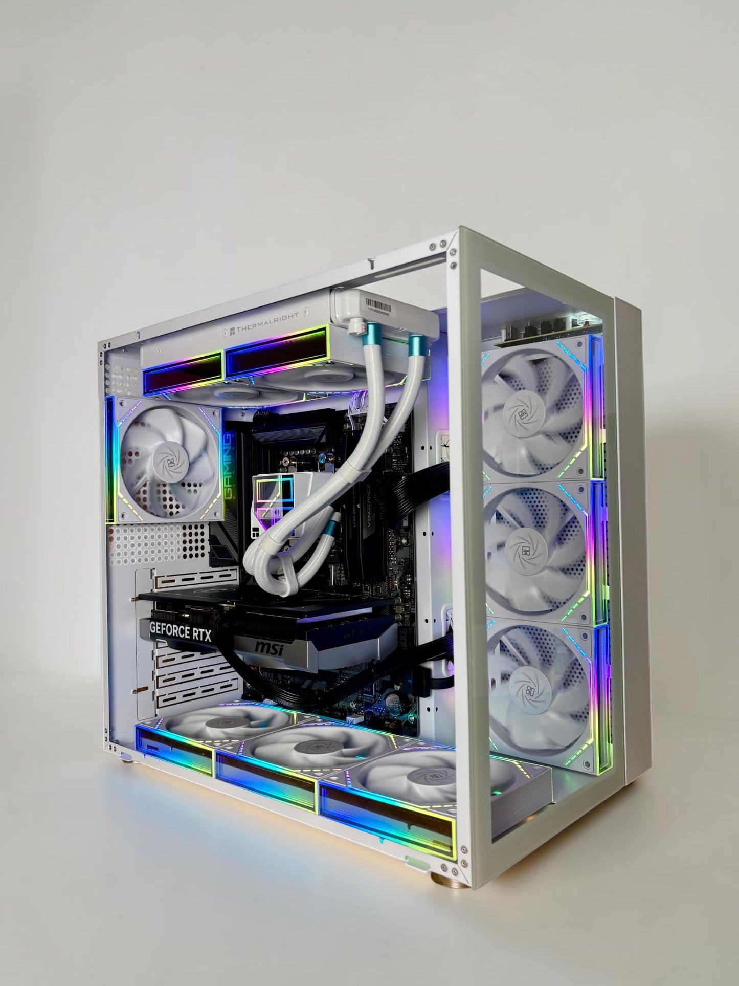 Ordinateur gaming, RTX 5070, Ryzen 5 9600X, RAM DDR5, 1TB NVMe