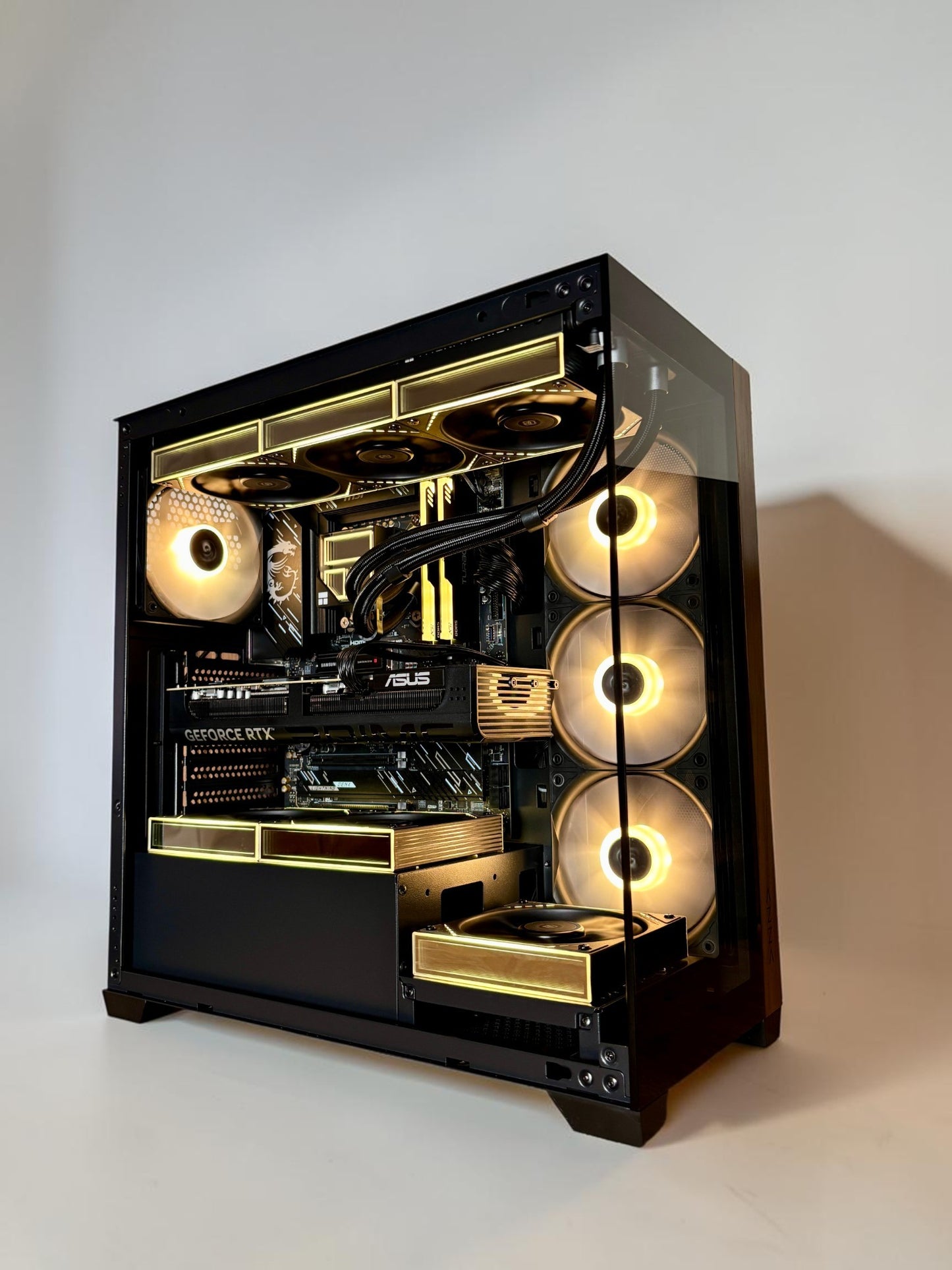 Ordinateur PC Gaming, RTX 5070TI 16GB, Intel Ultra 7 270K Plus, 32GB DDR5, 1TB NVMe