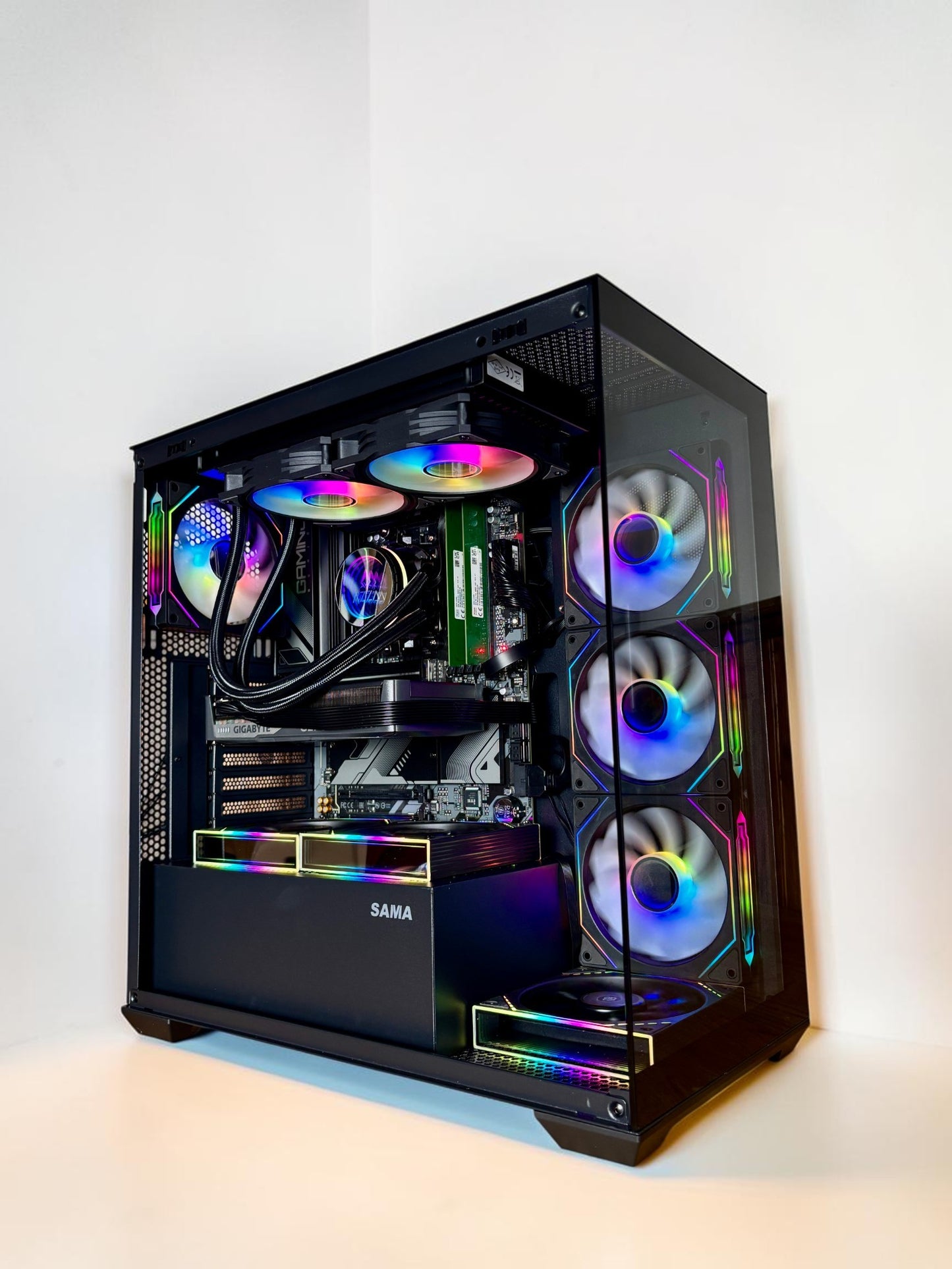 Ordinateur gaming blanc, RTX 5060TI 16GB, Ryzen 5 9600X, RAM DDR5, 1TB NVMe
