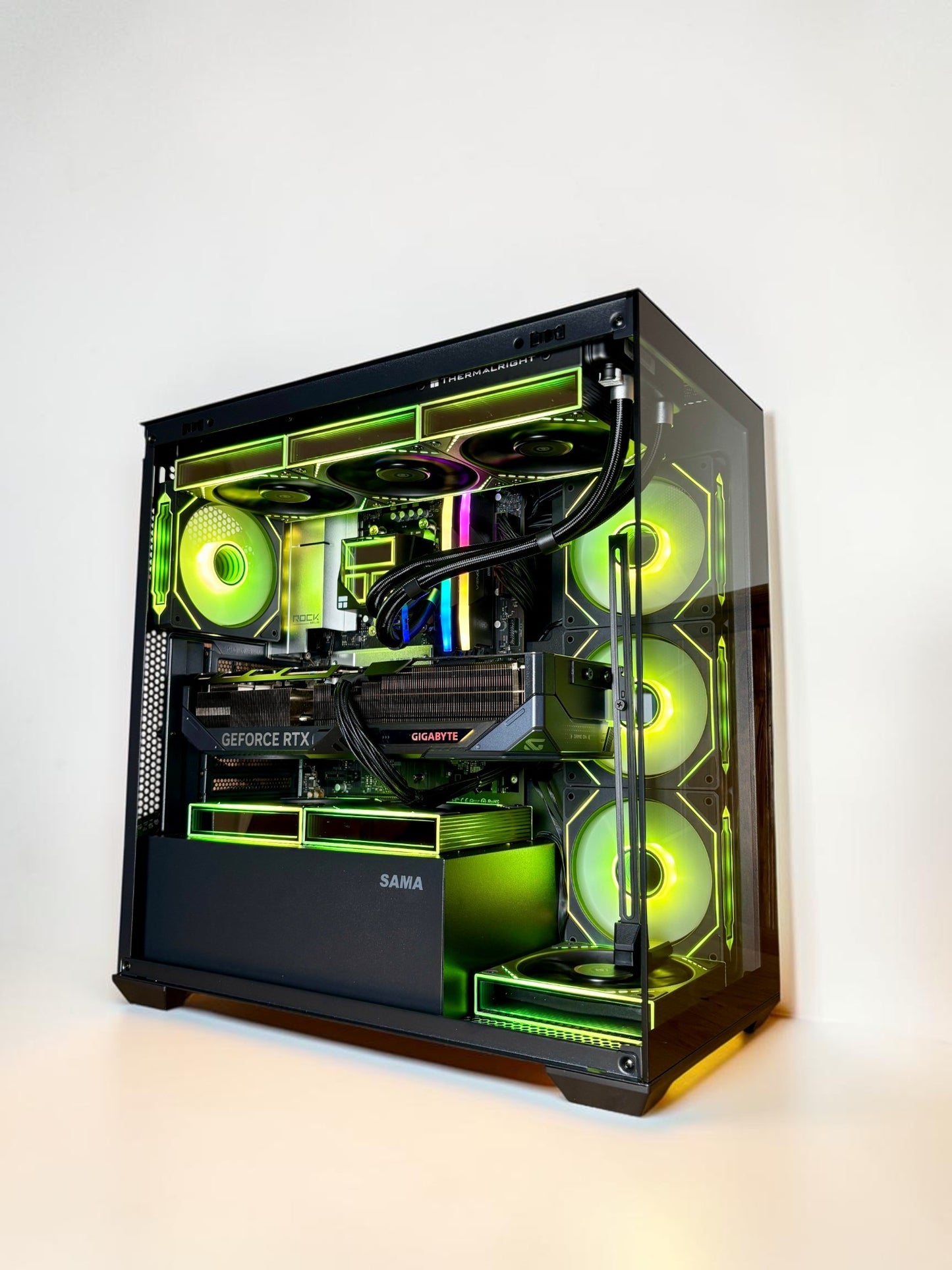 Ordinateur gaming, RTX 5080, Ryzen 7 9800X3D, 32GB DDR5, 1TB NVMe