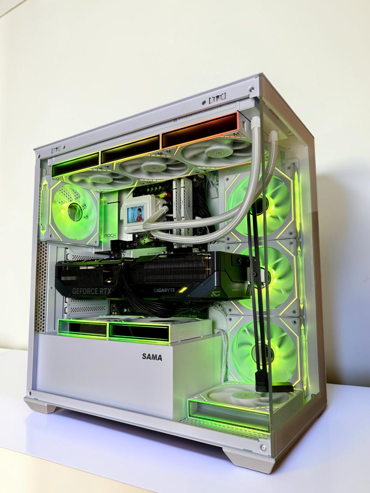 Ordinateur gaming, RTX 5080, Ryzen 7 9800X3D, 32GB DDR5, 1TB NVMe