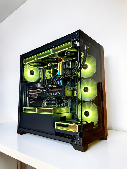 Gaming PC, RTX 5080, Intel Ultra 9 285K, 32GB DDR5, 1TB NVMe