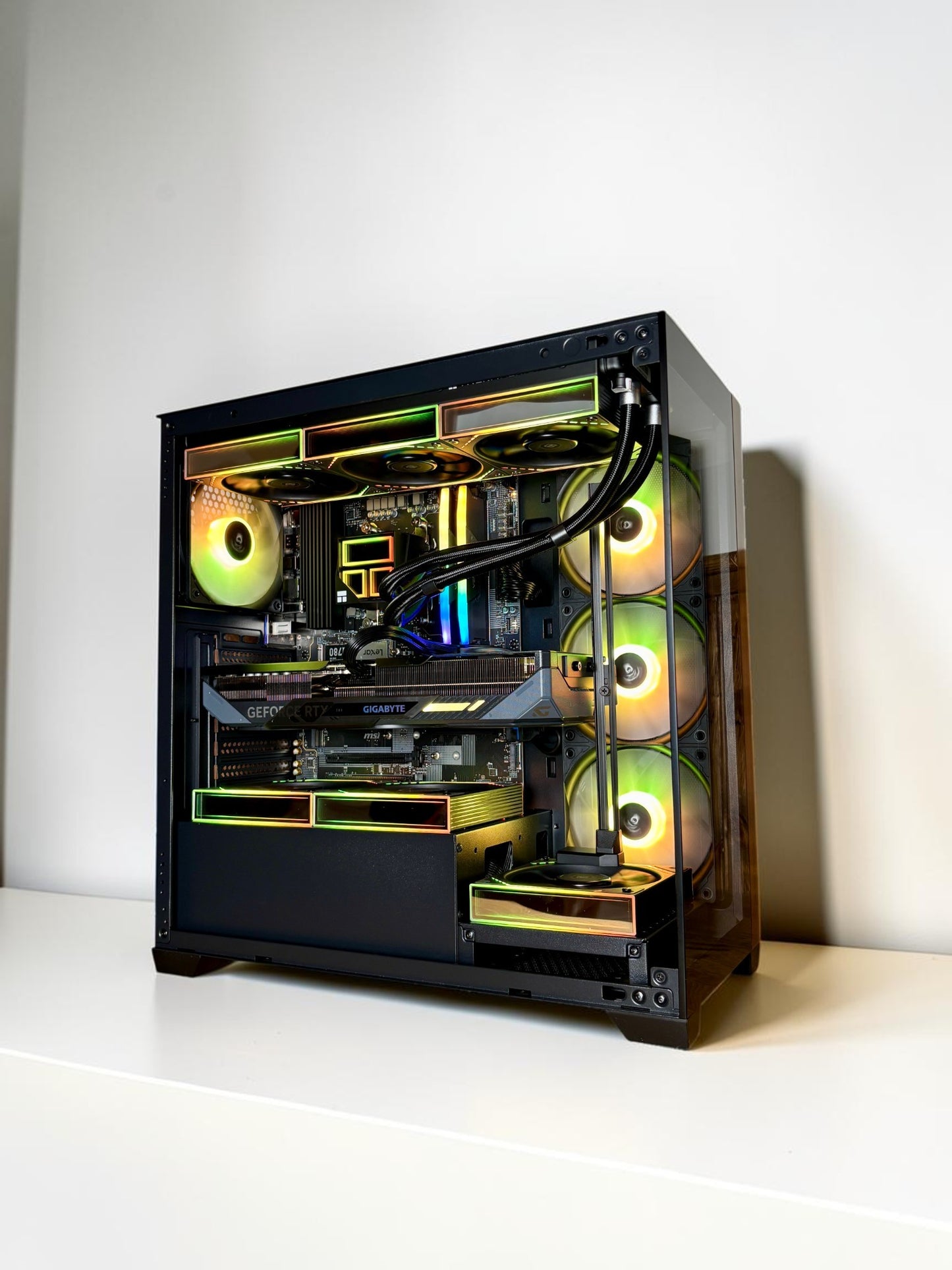 Ordinateur gaming, RTX 5070, Intel Ultra 7 270K Plus, 32GB RAM DDR5, 1TB NVMe