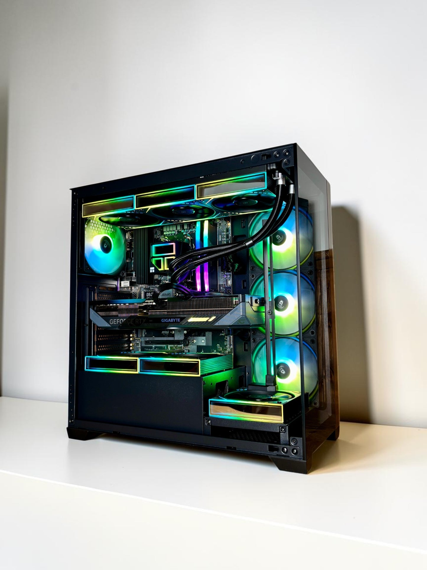Ordinateur gaming, RTX 5070, Intel Ultra 7 270K Plus, 32GB RAM DDR5, 1TB NVMe