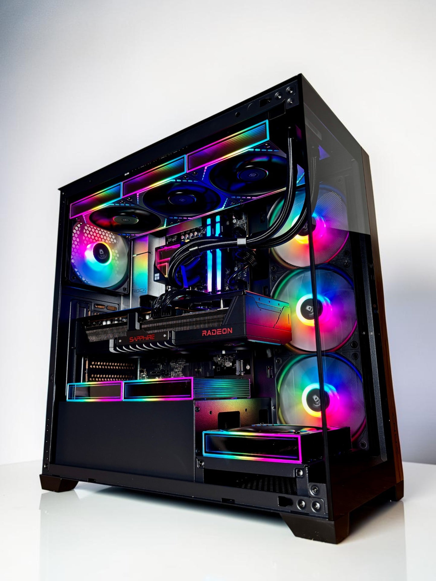 Ordinateur, RX 9070XT, Ryzen 7 7800X3D, 32GB DDR5, 1TB NVMe