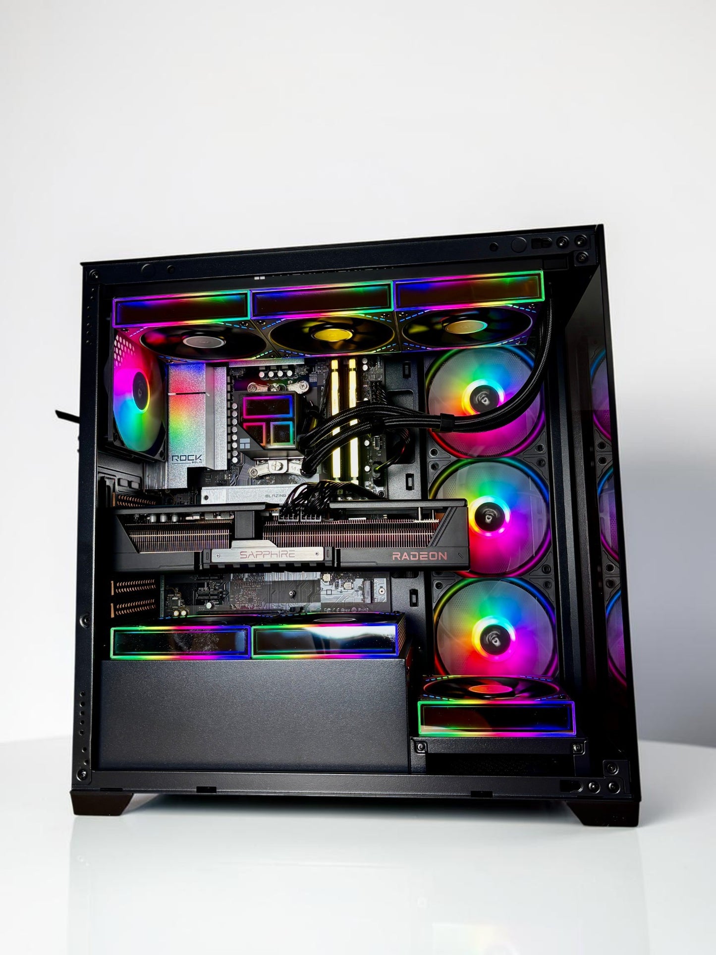Ordinateur, RX 9070XT, Ryzen 7 7800X3D, 32GB DDR5, 1TB NVMe