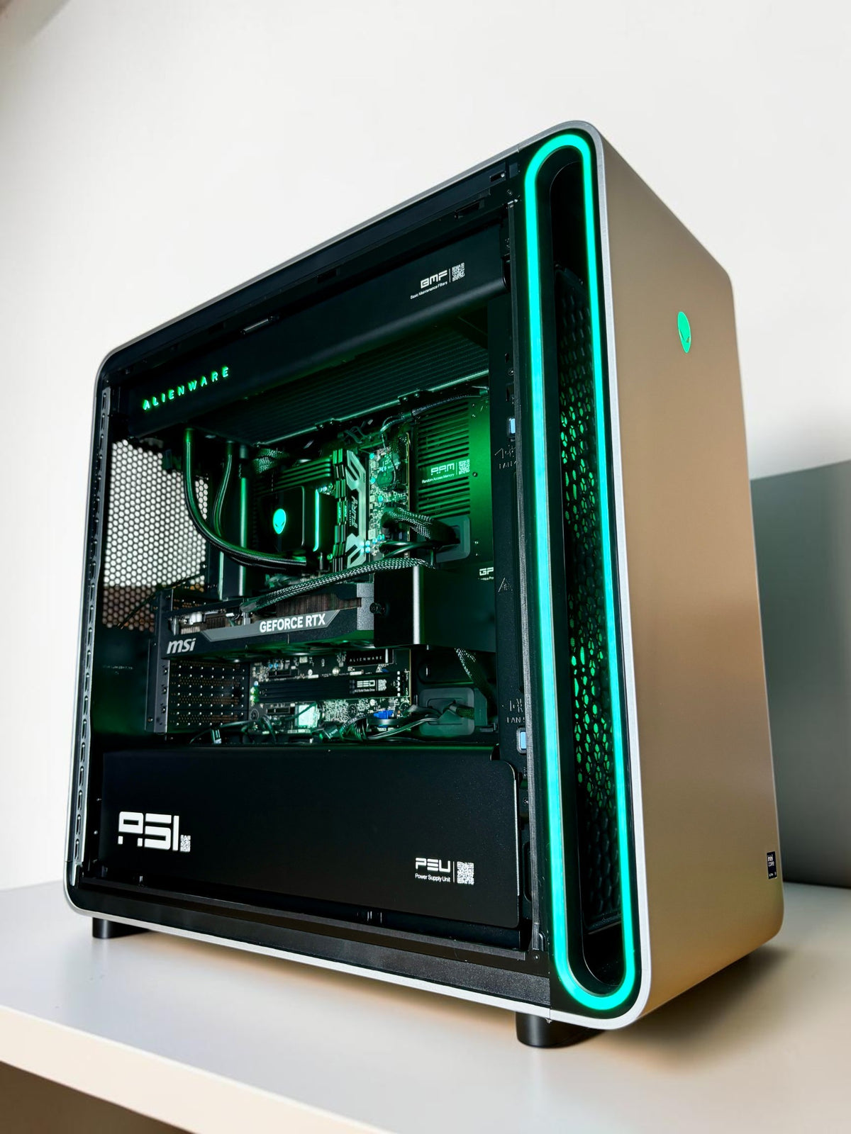 Ordinateur PC Gaming, RTX 5070TI, Intel Ultra 9 285K, 32GB DDR5, 2TB NVMe