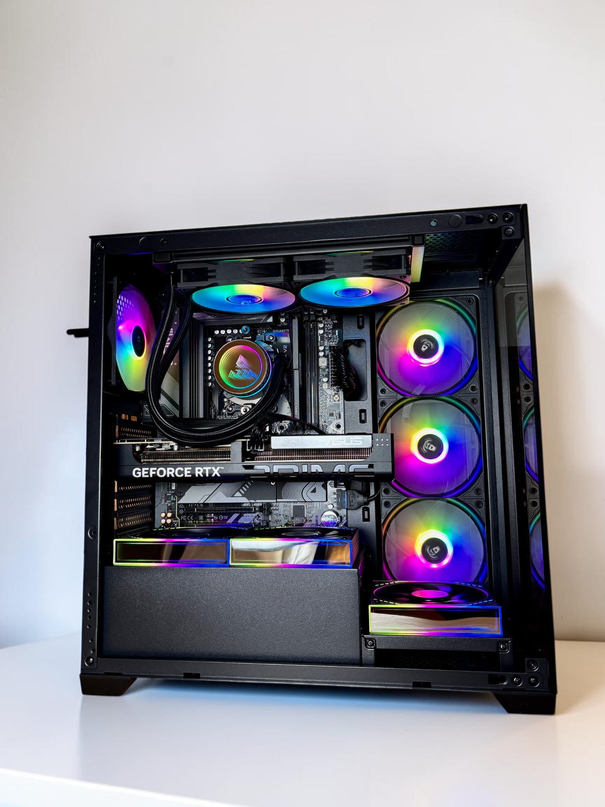 Ordinateur gaming, RTX 5060TI 16GB, Ryzen 7 7800X3D, RAM DDR5, 1TB NVMe
