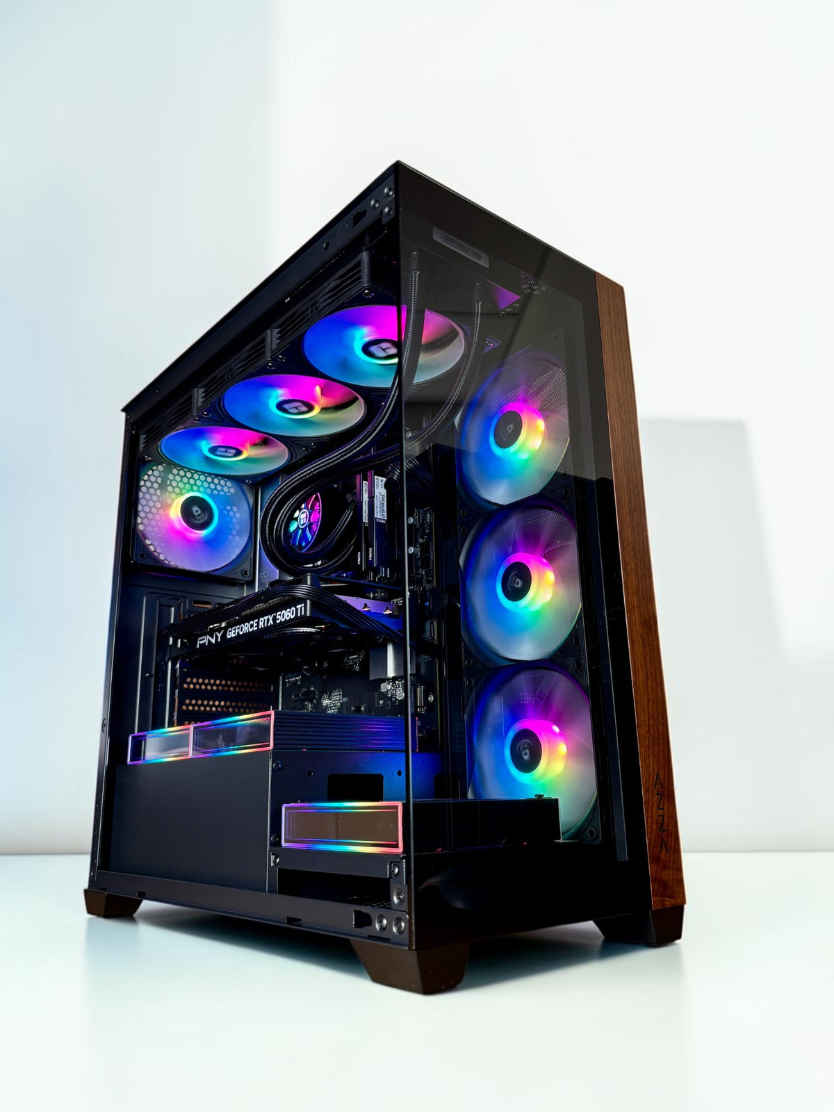 Ordinateur gaming, RTX 5060TI, Ryzen 7 7800X3D, RAM DDR5, 1TB NVMe