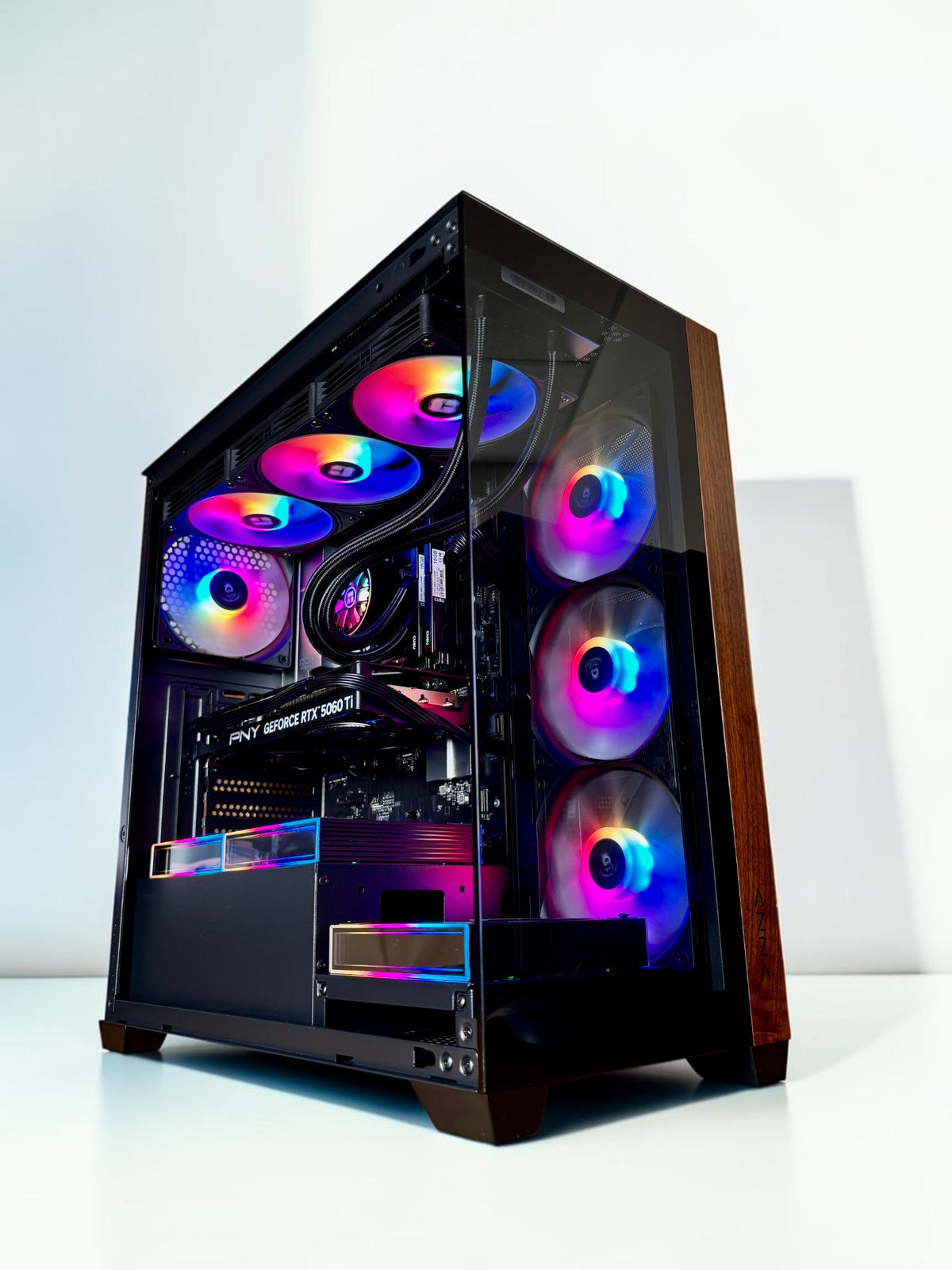 Ordinateur gaming, RTX 5060TI, Ryzen 7 7800X3D, RAM DDR5, 1TB NVMe