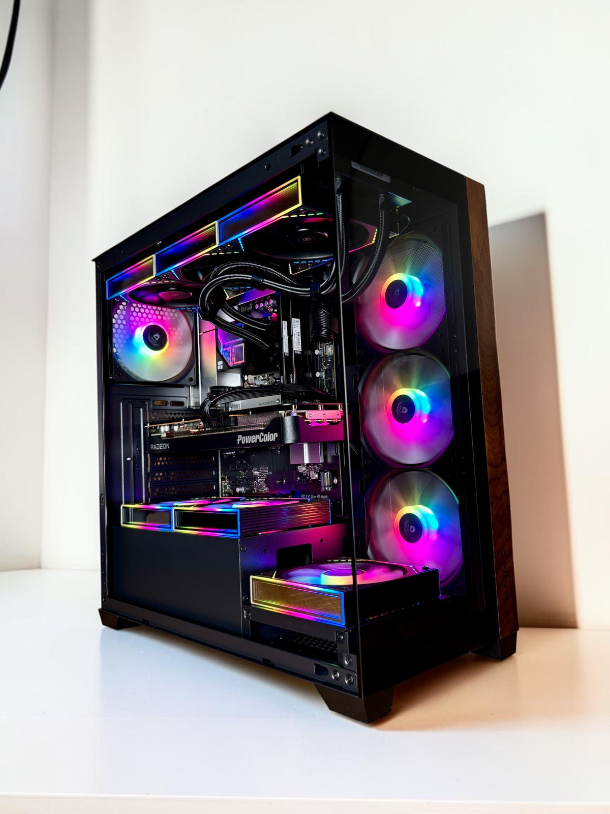 Ordinateur, RX 9070XT, Ryzen 7 9800X3D, 32GB DDR5, 1TB NVMe