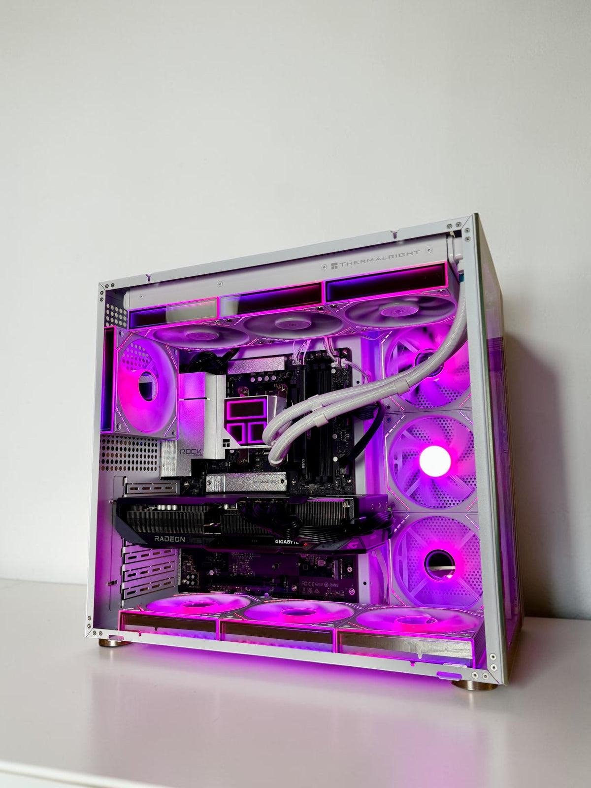 Ordinateur, RX 9070XT, Ryzen 7 7700X, 32GB DDR5, 1TB NVMe