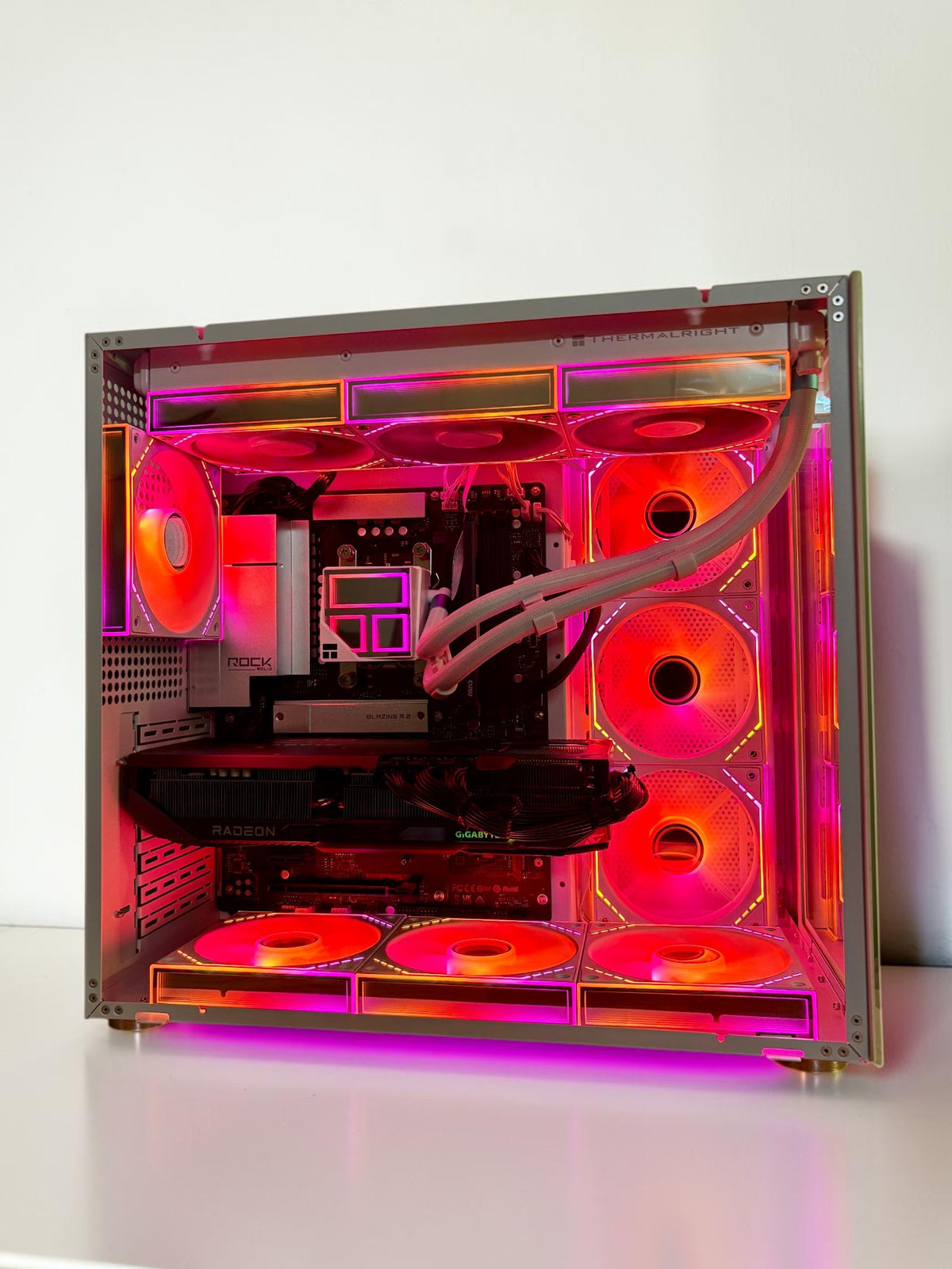 Ordinateur, RX 9070XT, Ryzen 7 7700X, 32GB DDR5, 1TB NVMe
