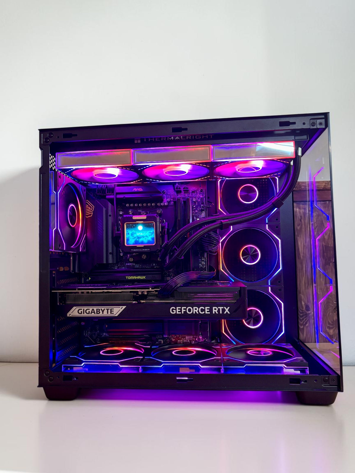 Ordinateur PC Gaming, RTX 5080, Ryzen 7 9850X3D, 32GB DDR5, 2TB NVMe