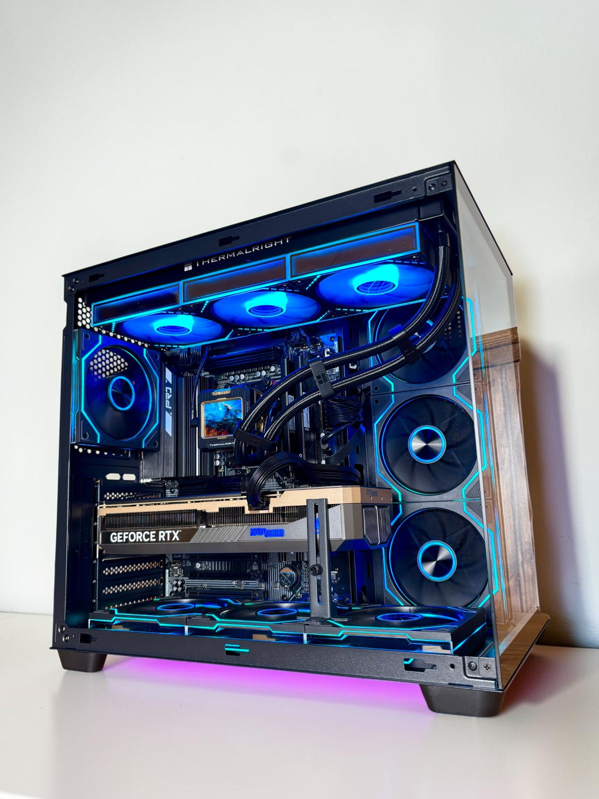 Ordinateur PC Gaming, RTX 5080, Ryzen 7 9800X3D, 32GB DDR5, 2TB NVMe