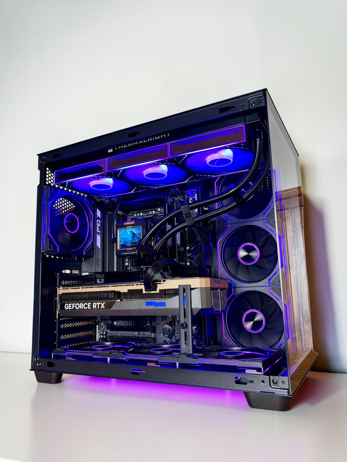 Ordinateur PC Gaming, RTX 5080, Ryzen 7 9800X3D, 32GB DDR5, 2TB NVMe