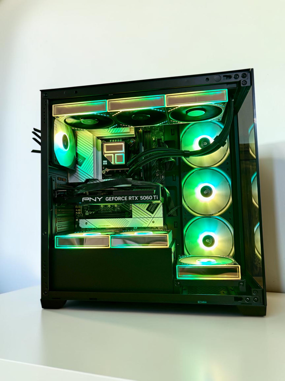 Ordinateur PC Gaming, RTX 5060TI, Intel I9-14900K, 32GB DDR5, 1TB NVMe