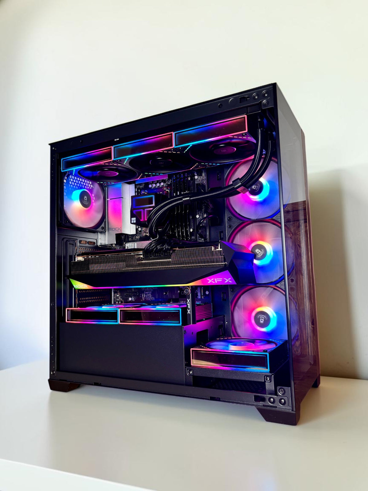 Ordinateur, RX 9070XT, Ryzen 7 7800X3D, 32GB DDR5, 1TB NVMe