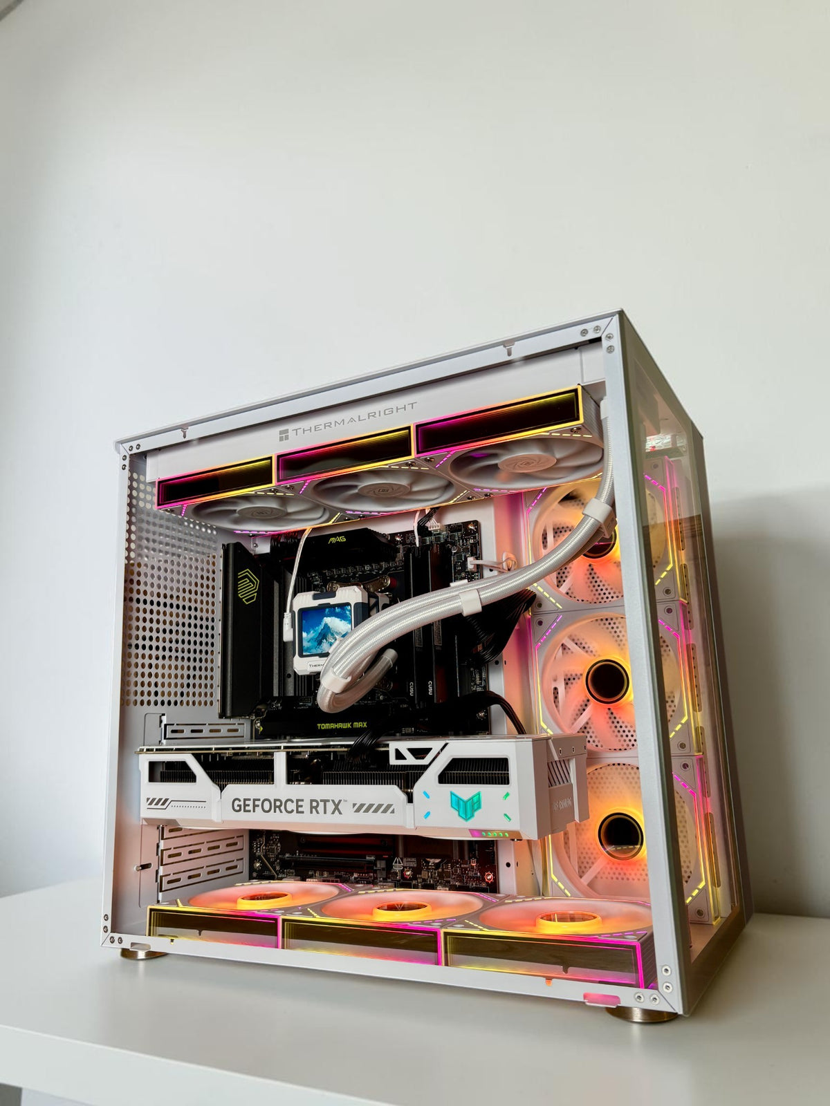 Ordinateur gaming, RTX 5070TI, Ryzen 7 9800X3D, 32GB DDR5, 1TB NVMe