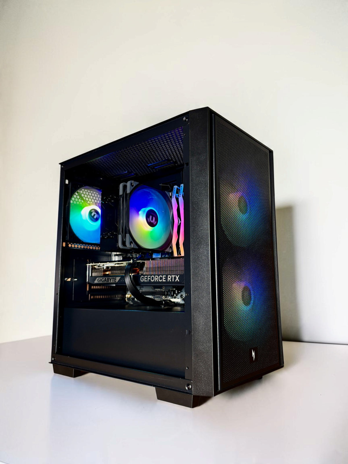 Ordinateur PC Gaming, RTX 5070, Intel I7-14700F, 32GB DDR5, 1TB NVMe
