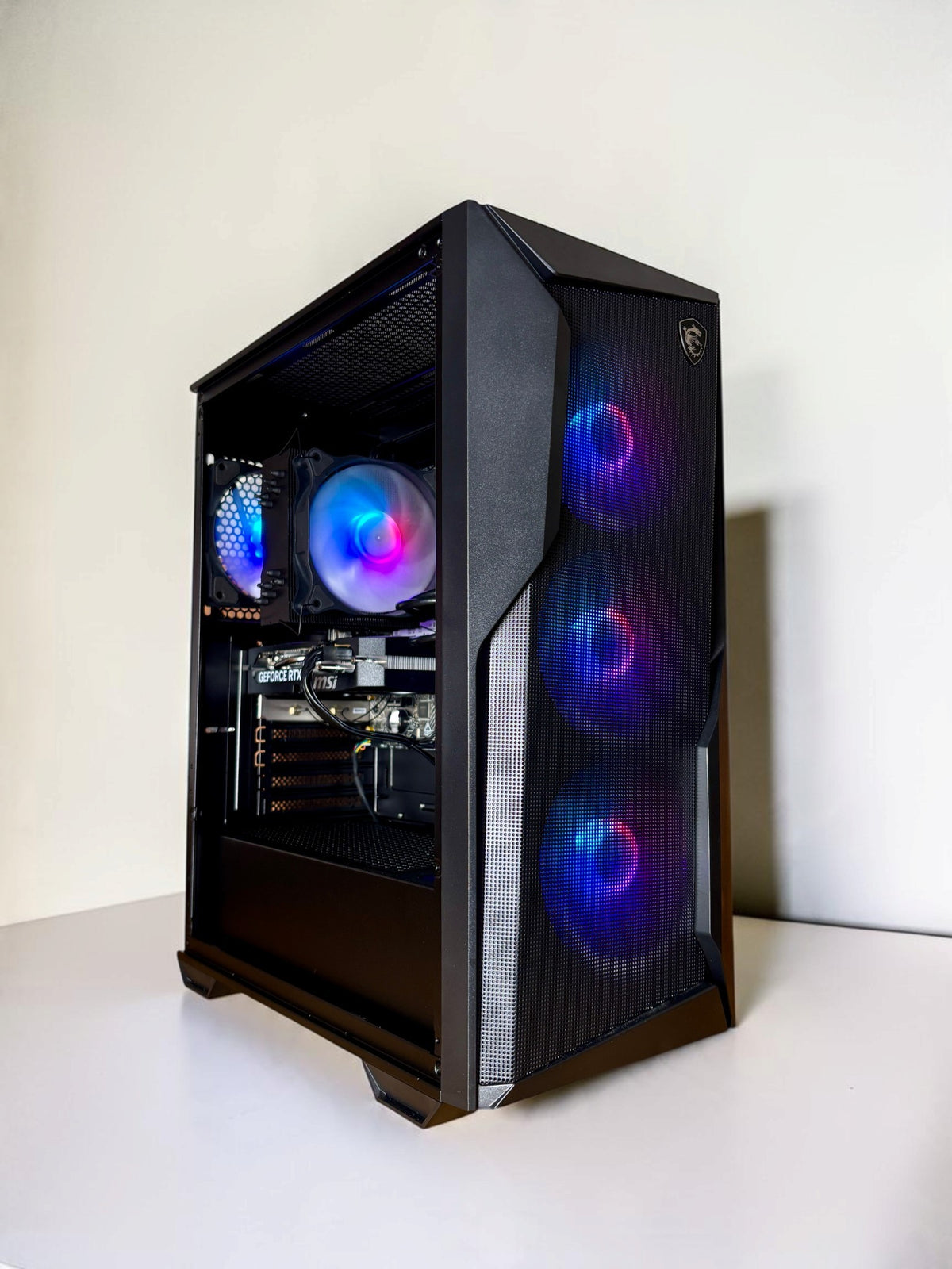 Ordinateur PC Gaming, RTX 5060, Intel I7-14700F, 32GB DDR5, 1TB NVMe