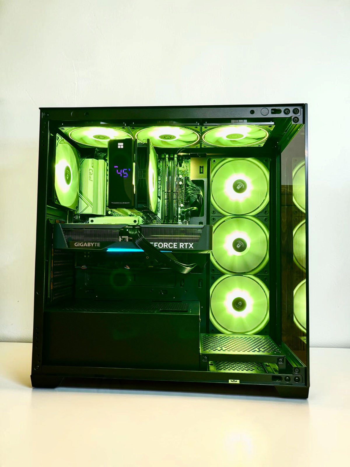 Ordinateur, RTX 5070, Ryzen 7 7700X, 32GB DDR5, 1TB NVMe