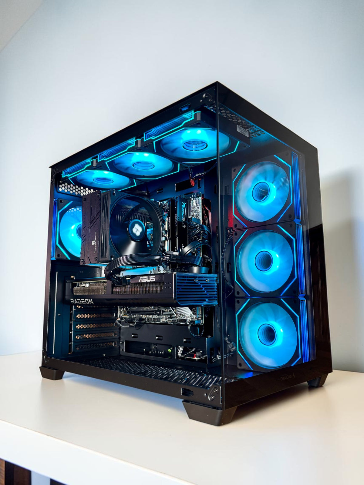 Ordinateur gaming, RX 9060XT 16GB, Ryzen 7 8700F, RAM DDR5, 1TB NVMe
